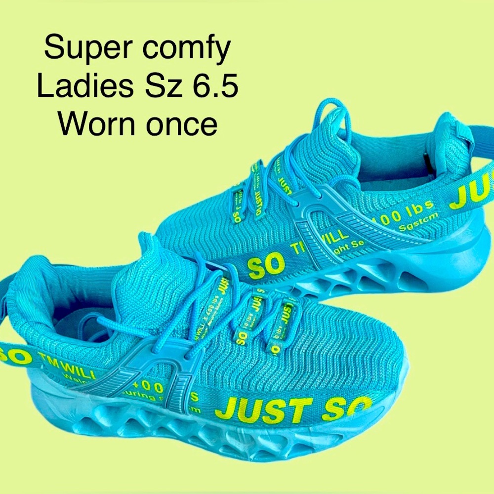Ladies Sz 6.5 “Just So” Sneakers Like New Blue & Yellow